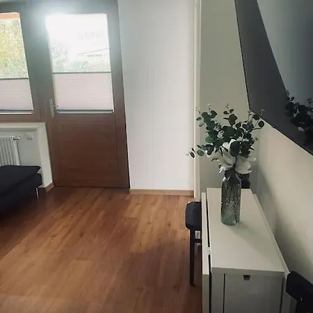 Апартаменты Haus Alpenrose Нойштифт-им-Штубайталь