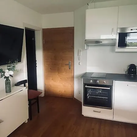 Haus Alpenrose * ניוסטיפט אים סטובאיטל
